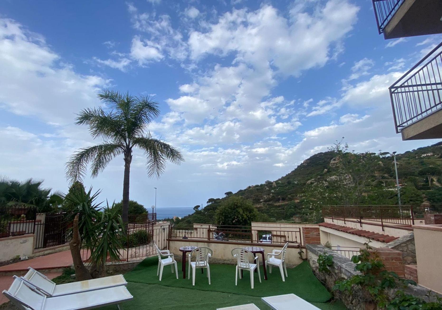 Amerigo Casa Vacanza Apartment Cefalu Bagian luar foto